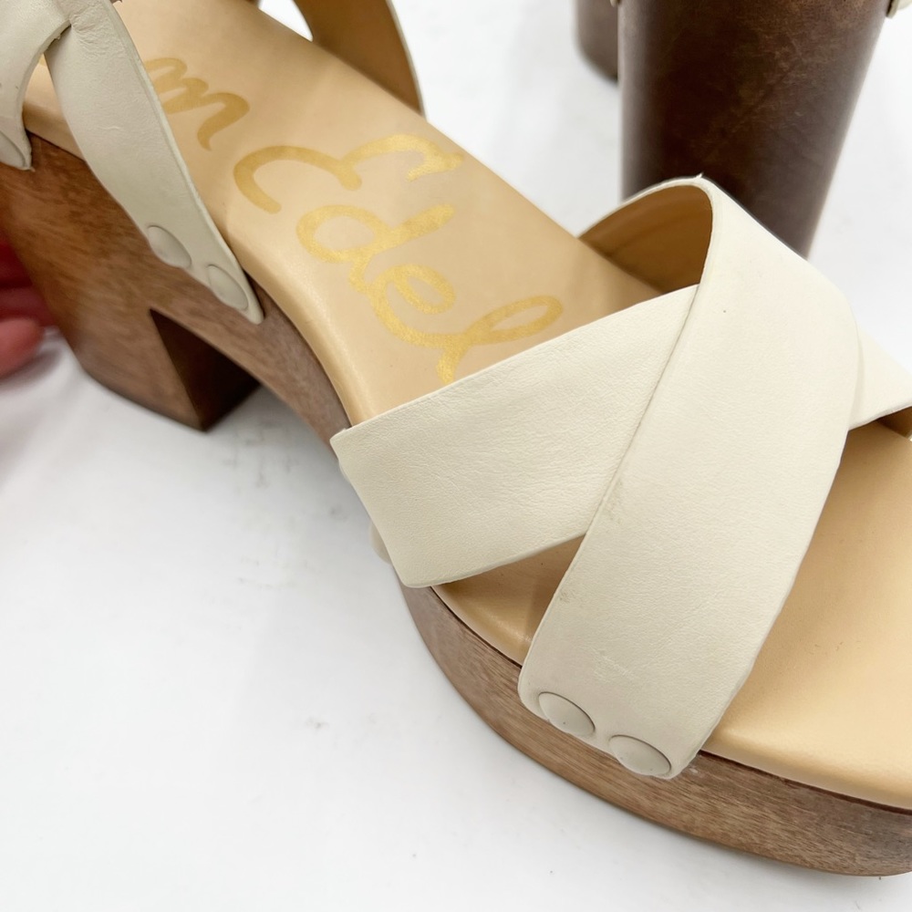 Sam Edelman Josefine Suede Sandal
Cream, Size 9 - Picture 9 of 14